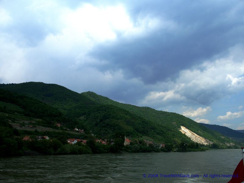 Donau (Danube) River / Wachau Valley - 11